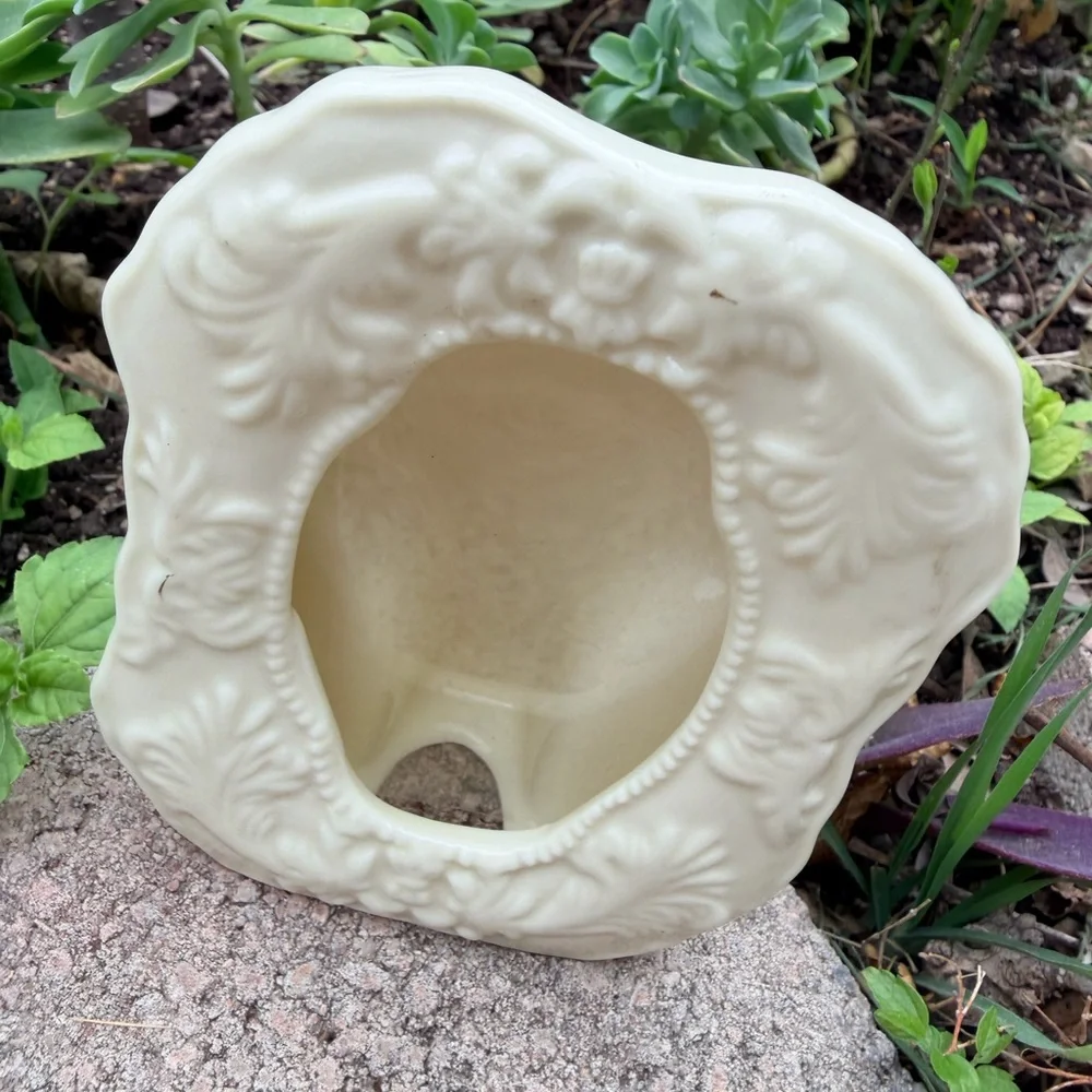 Vintage Ceramic‎ Cream Floral Picture Frames Set Of Two